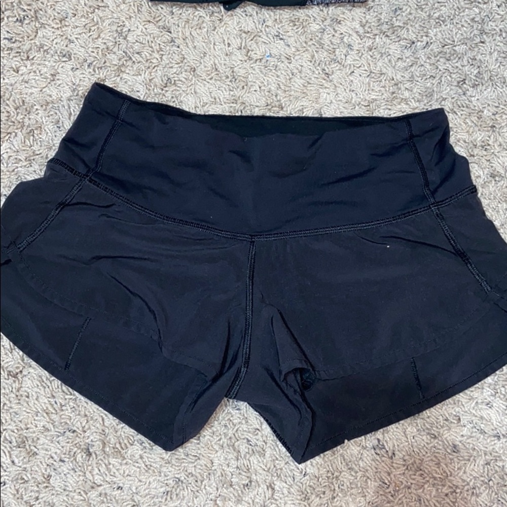 2.5 speed up lululemon shorts